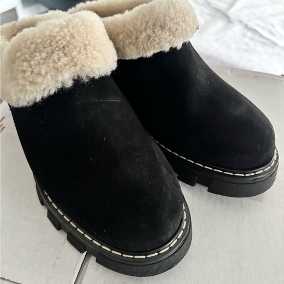 La Canadienne ALWAYS WATERPROOF SHEARLING LINED CLOG BLACK SUEDE 5.5 - Picture 3 of 9